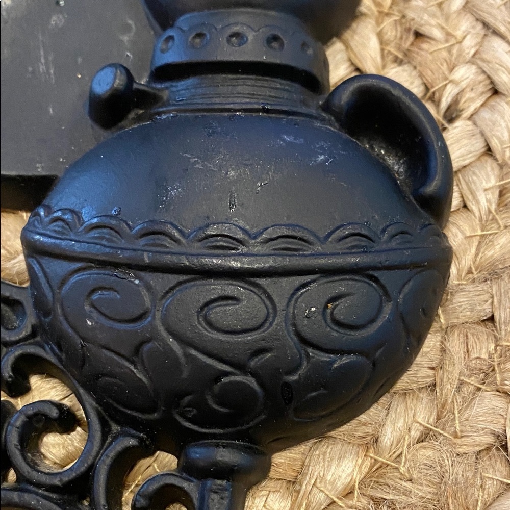 Vintage Sexton 1966 Elegant Black Wall Decor. Cast Iron. Oil Lamp. - Picture 3 of 10